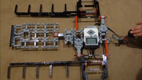 LEGO Mindstorms Ev3 T-Shirt-Foldingmachine & Programming