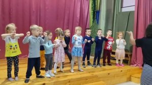 Театральное занятие с детьми 3-4 г. в "Кукляндии" .  Пальчиковая гимнастика и игры.