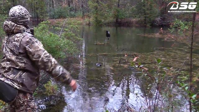 Nice Pair Of Wood Ducks Down!!! (12-9-17) **Duck Hunting In SC** Slim Gets His First Duck EVER!!!