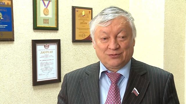 Анатолий Карпов: «Во всех школах Ишима есть шахматные секции» смотреть онлайн