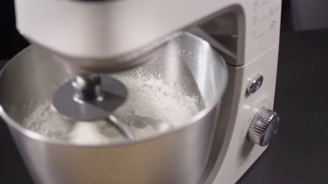 Delimano - Kuchyňský robot Perla - chléb смотреть онлайн