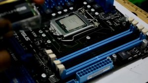 Motherboard ASUS P8Z77-V LX2: instalando procesador Intel Core i7 y Memoria Ram Patriot
