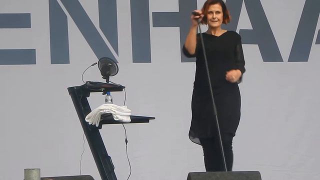 Alison Moyet Performing Eighties Classic 
