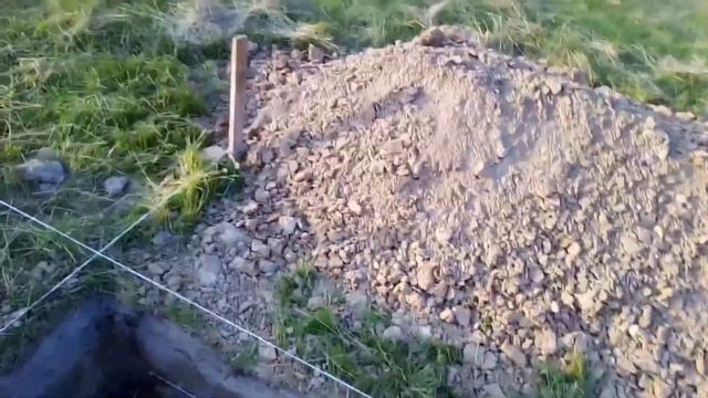 Щебень песок проливаю водой, продолжение работы с фундаментам. смотреть онлайн