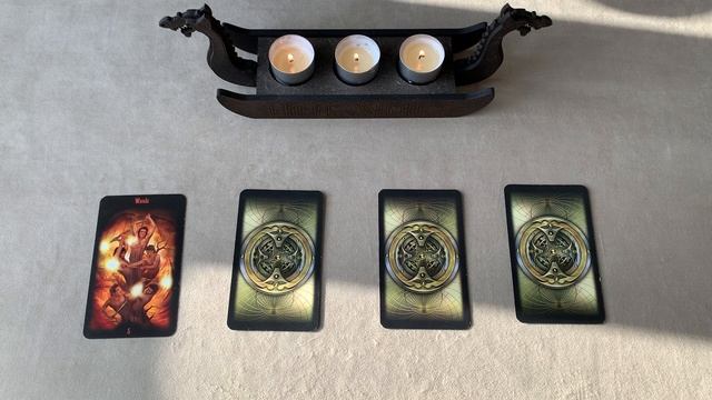 Пауза или конец отношений? Гадание онлайн. Таро. смотреть онлайн