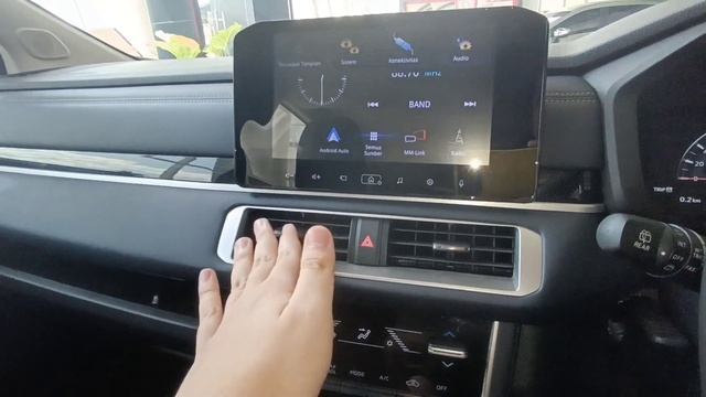 Review Mitsubishi Xpander Cross MT FL 2022 смотреть онлайн