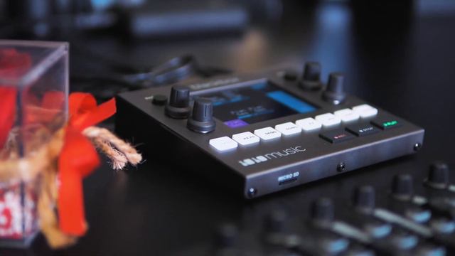 GRANULAR SYNTHESIS SAMPLER | 1010music Blackbox смотреть онлайн
