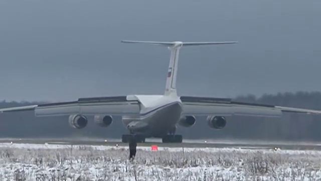 Ил-76МД-90А 