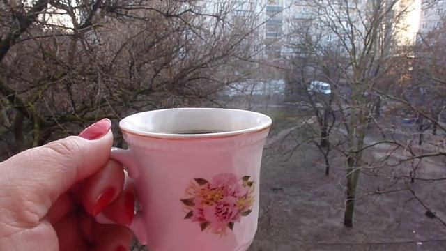 ОБЛАКА. КОФЕ. СОЛНЦЕ В ЧАШКЕ. БОЛТОЛОГИЯ. ПОЗДРАВЛЕНИЕ :) смотреть онлайн