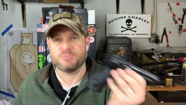 CZ 75D Unboxing and first impressions смотреть онлайн