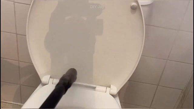 Steam Cleaning Toilet Bowl With Karcher SC3 смотреть онлайн