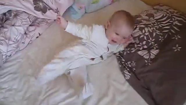 Играем в ладушки смотреть онлайн