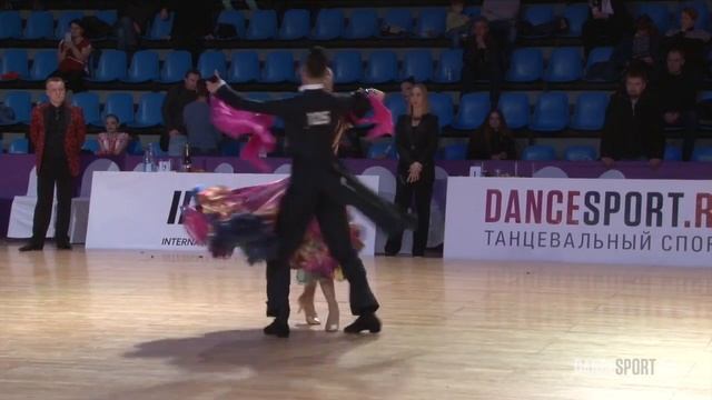 Khuzhayarov Max - Savinkova Natalia, Final Viennese Waltz смотреть онлайн