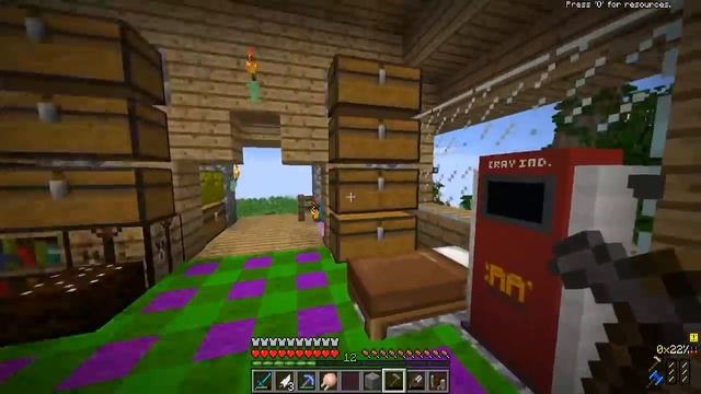 Minecraft - HOW TO SNEAK INTO MILITARY FORT IN SCRAMBLE CRAFT! смотреть онлайн