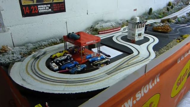 La Mercedes W196 de DocAdonf смотреть онлайн