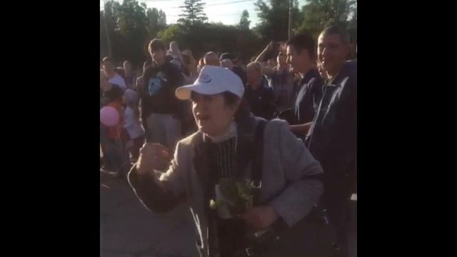 Дед ловит Хайап смотреть онлайн