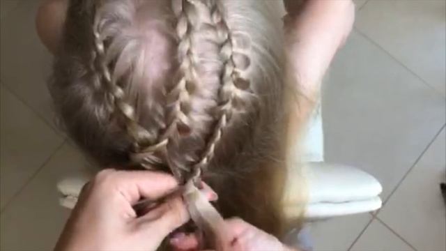 Простая и Быстрая прическа / Тройная французская коса / Прически НА КАЖДЫЙ ДЕНЬ для длинных волос смотреть онлайн