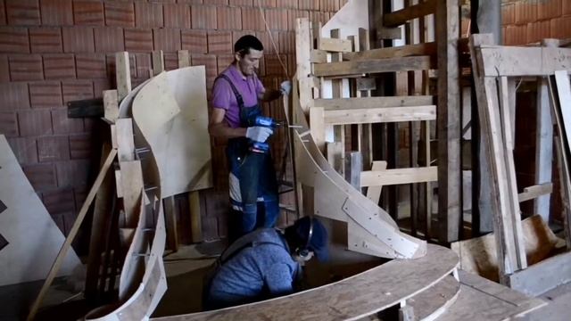 процесс изготовления лестницы из бетона смотреть онлайн