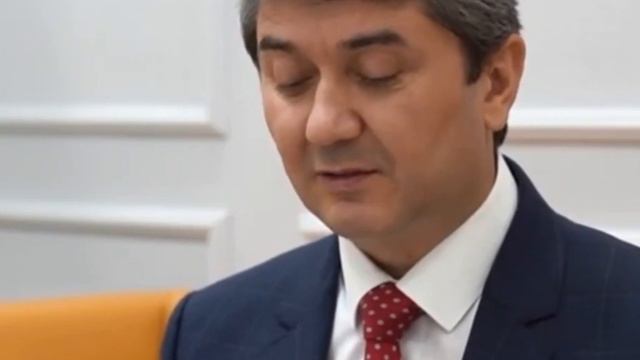 Если муж до поздна работает, начните благодарить его смотреть онлайн