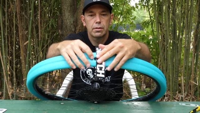 NUOVI INSERTI MTB TUBELESS LOOP DI SWITCH COMPONENTS смотреть онлайн