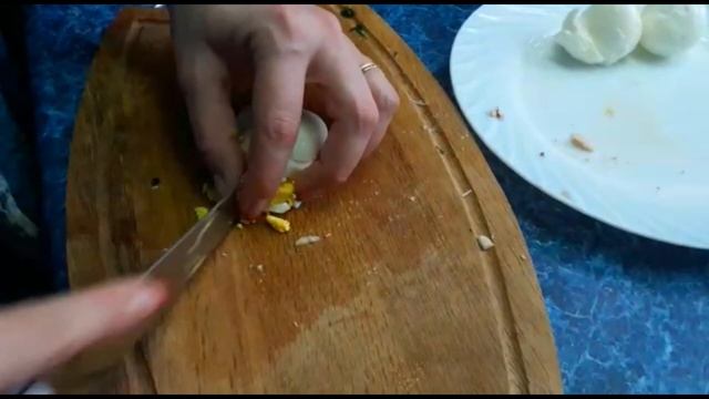 Простой Салат с Курицей и горошком смотреть онлайн