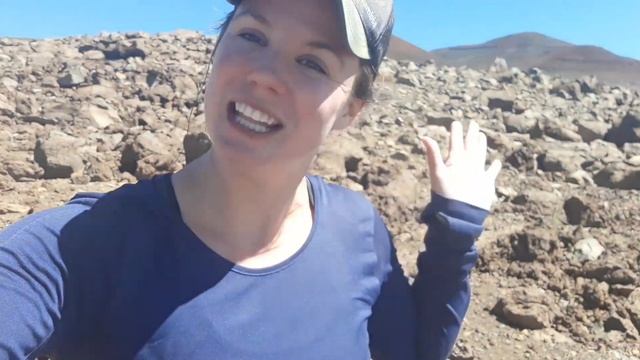 MAUNA KEA Summit by foot (Highest Mountain in Hawaii) смотреть онлайн