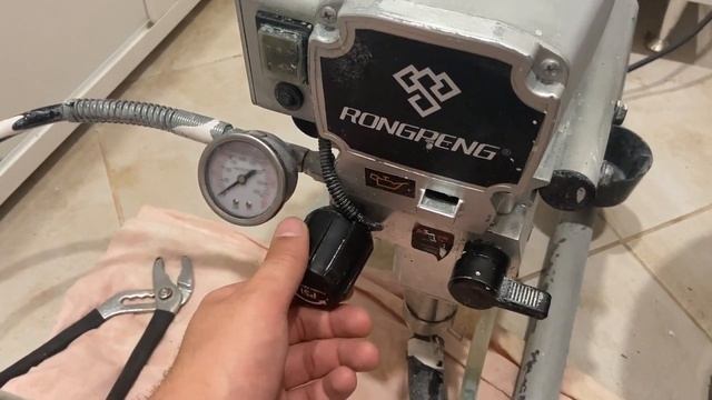 Видеоинструкция по эксплуатации окрасочного аппарата Rongpeng R450 смотреть онлайн