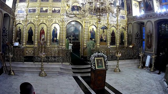 15.1.22 Сб. Часы и Божественная литургия. Предпразднство Богоявления. Прп. Серафима Саровского смотреть онлайн