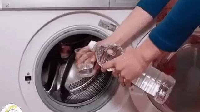 Просто долей уксус в стиральную машинку! Вот он — секрет, за который можно многое отдать… смотреть онлайн