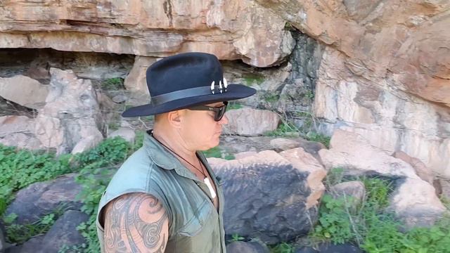 AJ Explores Ancient Aboriginal Cave Paintings In Wyndham, Western Australia