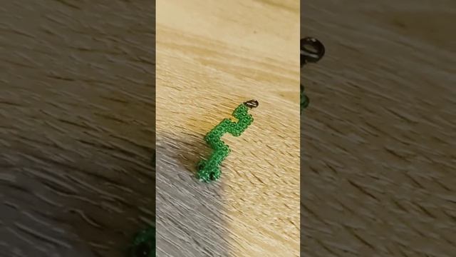 змея из бисера ??|бисер|бисероплетение|фигурка из бисера |схемы из бисера| смотреть онлайн