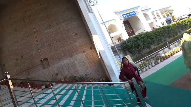 61#8 / Индия / ПОСЕТИЛИ ГУРУДВАРУ - ХРАМ СИКХОВ (Gurudwara Shri Nada Sahib) смотреть онлайн