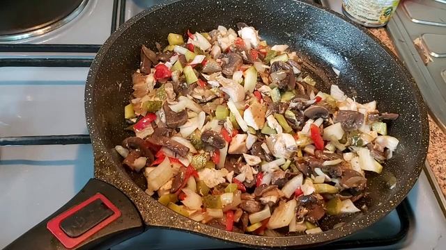 НОВЫЙ САЛАТ НА НОВОГОДНИЙ СТОЛ.ГОТОВИТСЯ ЗА 10 МИН. смотреть онлайн