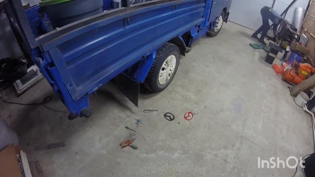 Сделал брызговики на mazda titan смотреть онлайн