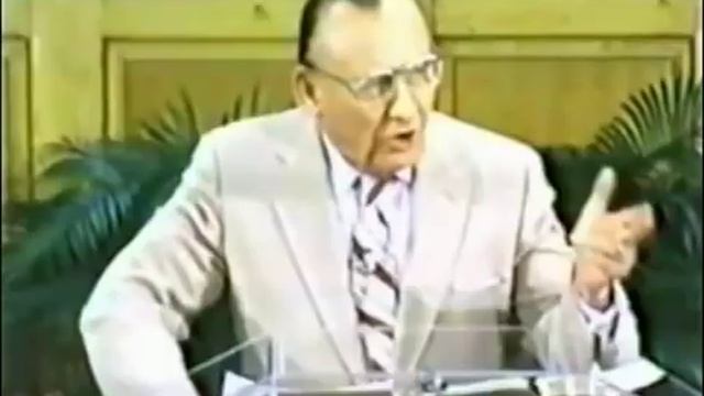 Знай своего врага и изгоняй его Лестер Самралл смотреть онлайн