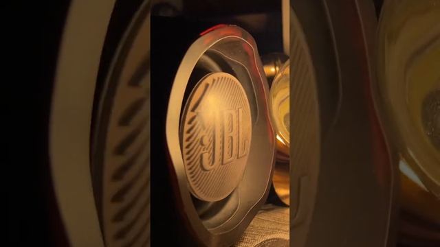 JBL CHARGE 4//ULTRA BASS//LFM 100%//4K 60FPS смотреть онлайн
