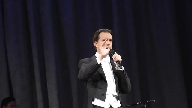 Олег Погудин."У церкви стояла карета" смотреть онлайн
