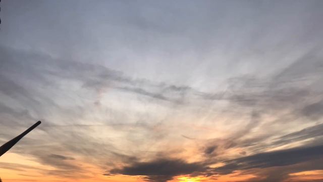 Небеса и закат солнышка в Москве 15.11.2019 смотреть онлайн