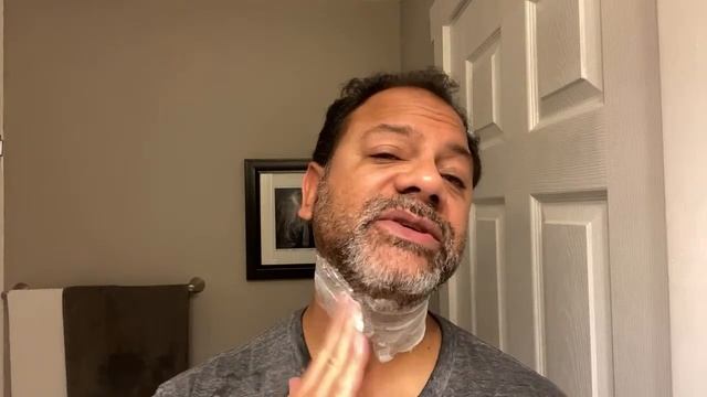 Gillette Mach3 BOLD — midnight shave | average guy tested #LIVE смотреть онлайн
