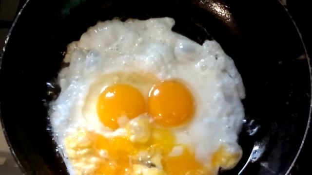 ПОЮЩИЕ ЯЙЦА смотреть онлайн