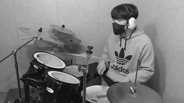 On The Sunny Side Of The Street-Frank Sinatra/드럼커버(Drum Cover) смотреть онлайн