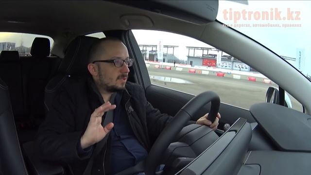 Новая Королла - Маленькая Камри / New Corolla - Small Camry Toyota 2019 12 поколение