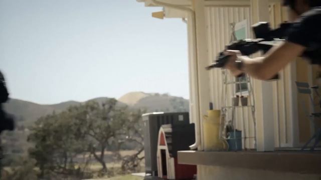 Hondo's Ex-Girlfriend Is Taken Hostage - S.W.A.T 6x04 смотреть онлайн