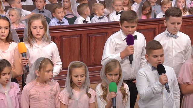 "Схилиться всякий народ на землі" - Діти смотреть онлайн