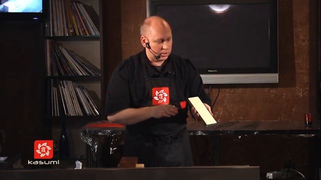 Мастер-класс по заточке ножей на водных камнях. Часть 3. Процесс заточки ножа. Правка камней смотреть онлайн