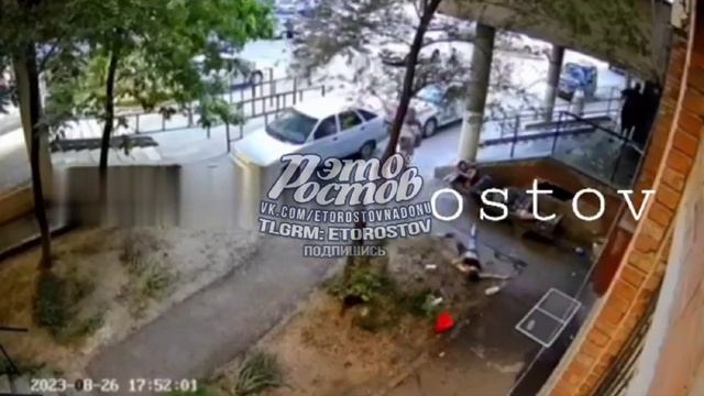 Ростов падение женщины с 4 этажа на руки прохожему смотреть онлайн