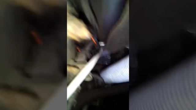 Chrysler Voyager 3 Почему мокрый коврик после дождя смотреть онлайн