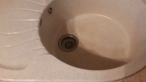 лопнула каменная раковина