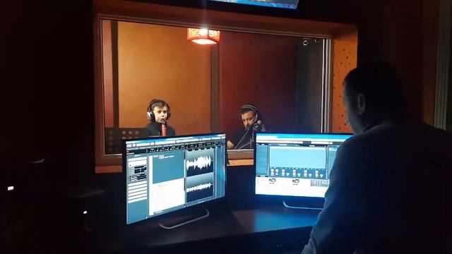 Erdenaj Senlendirici Sali ( Aygiz ) Gazmen Berisha Keman Studio Bekim Malsia смотреть онлайн