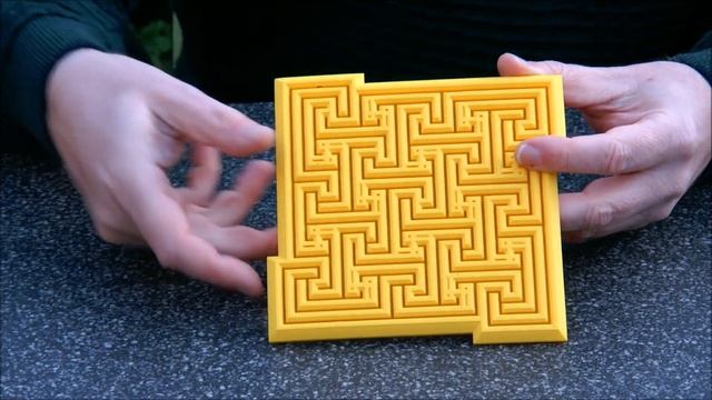 Andrea's Maze - Did you know that in every maze there hides another maze? смотреть онлайн